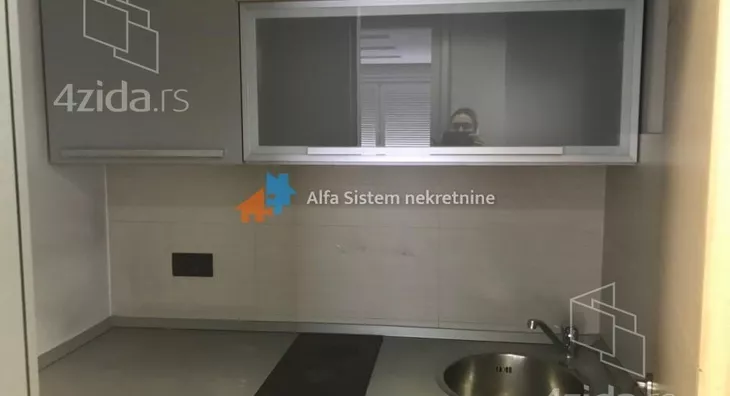 Kancelarija | 4zida