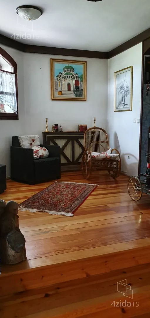 4-etažna kuća | 4zida