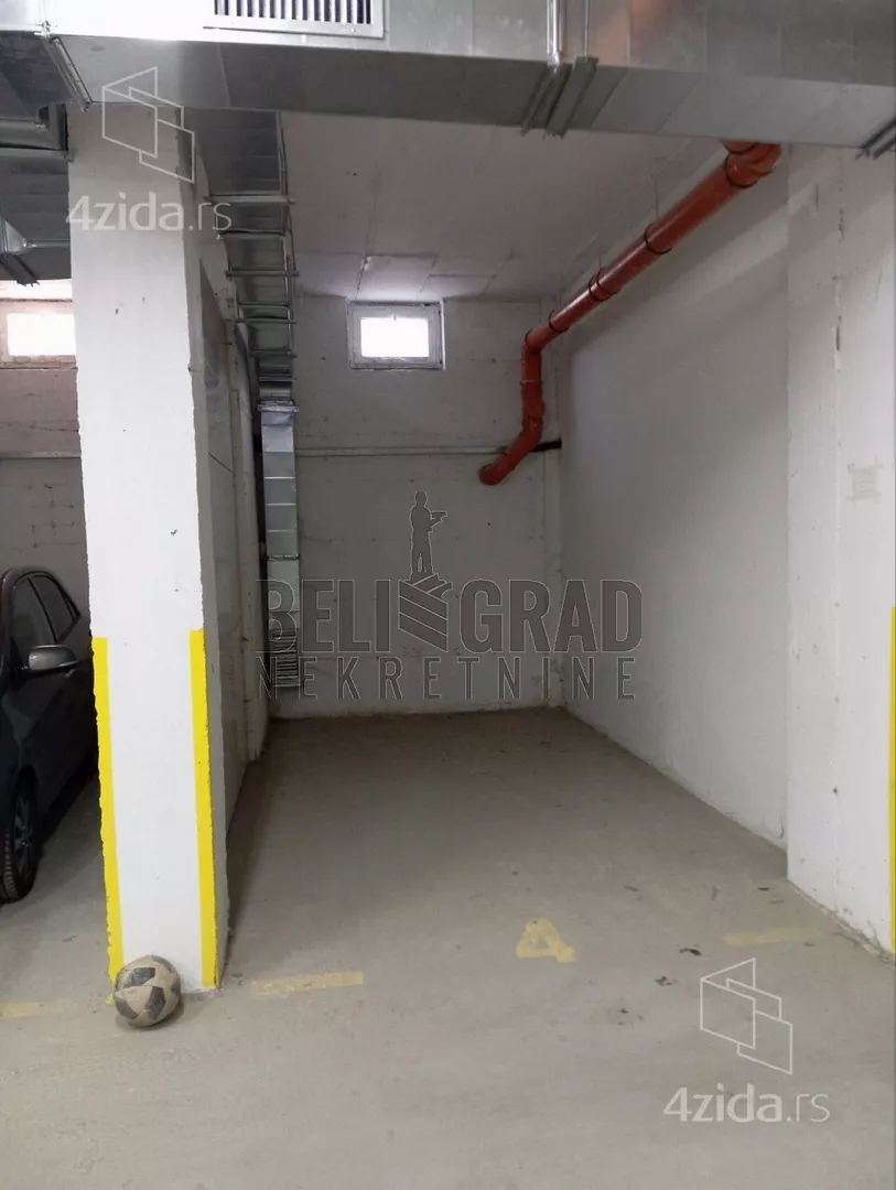 Garaža | 4zida