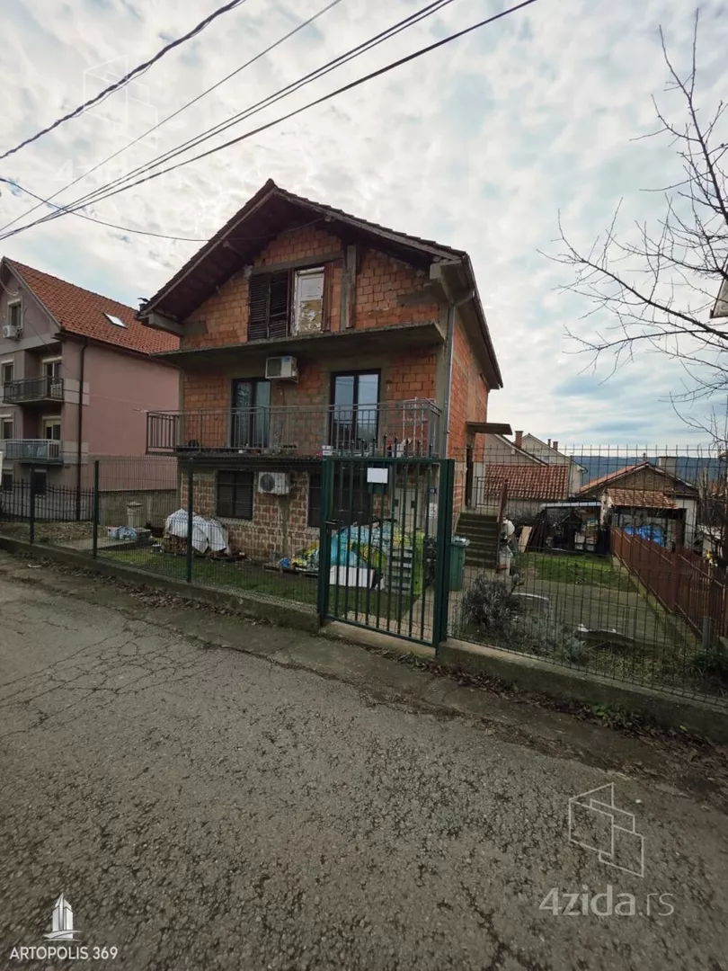 3-etažna kuća | 4zida