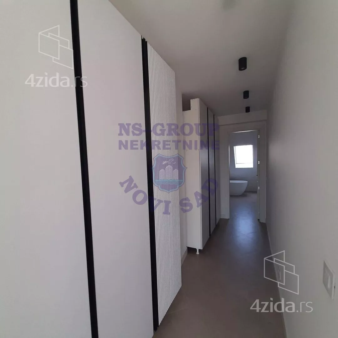 Petosoban stan | 4zida