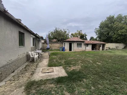 Mali Radanovac | 4zida.rs