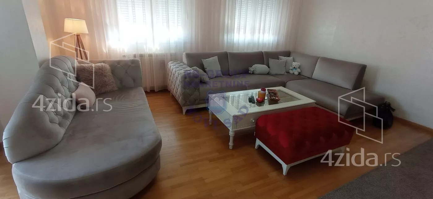 Četvorosoban stan | 4zida