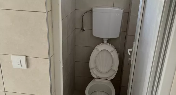 Poslovna zgrada | 4zida