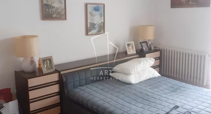 4-etažna kuća | 4zida