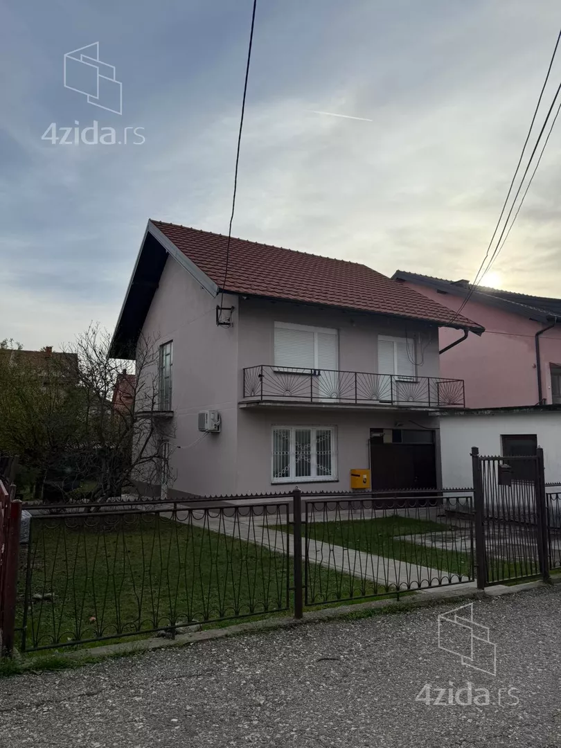 2-etažna kuća | 4zida