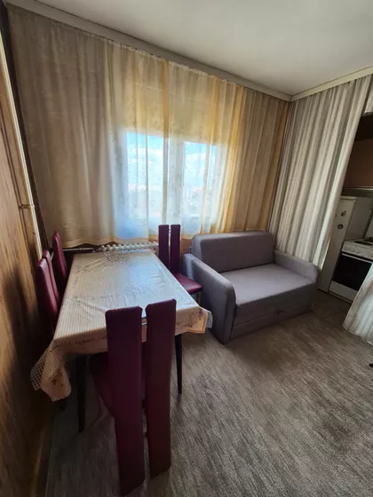 Mića Radakovića | 4zida.rs