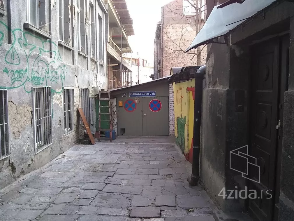 Garaža | 4zida