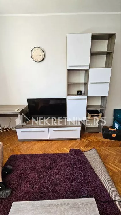 Poenkareova | 4zida.rs