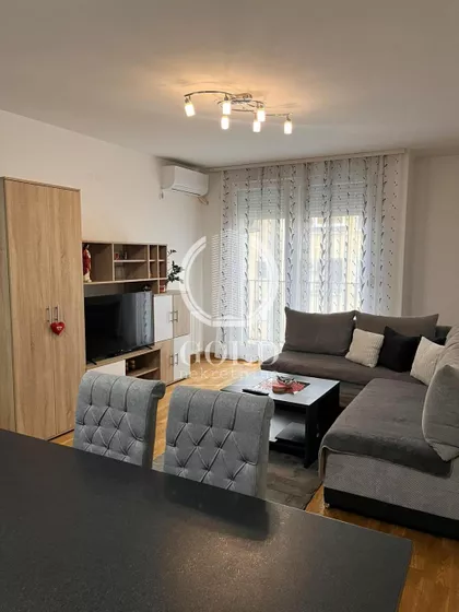 Gundulićeva | 4zida.rs