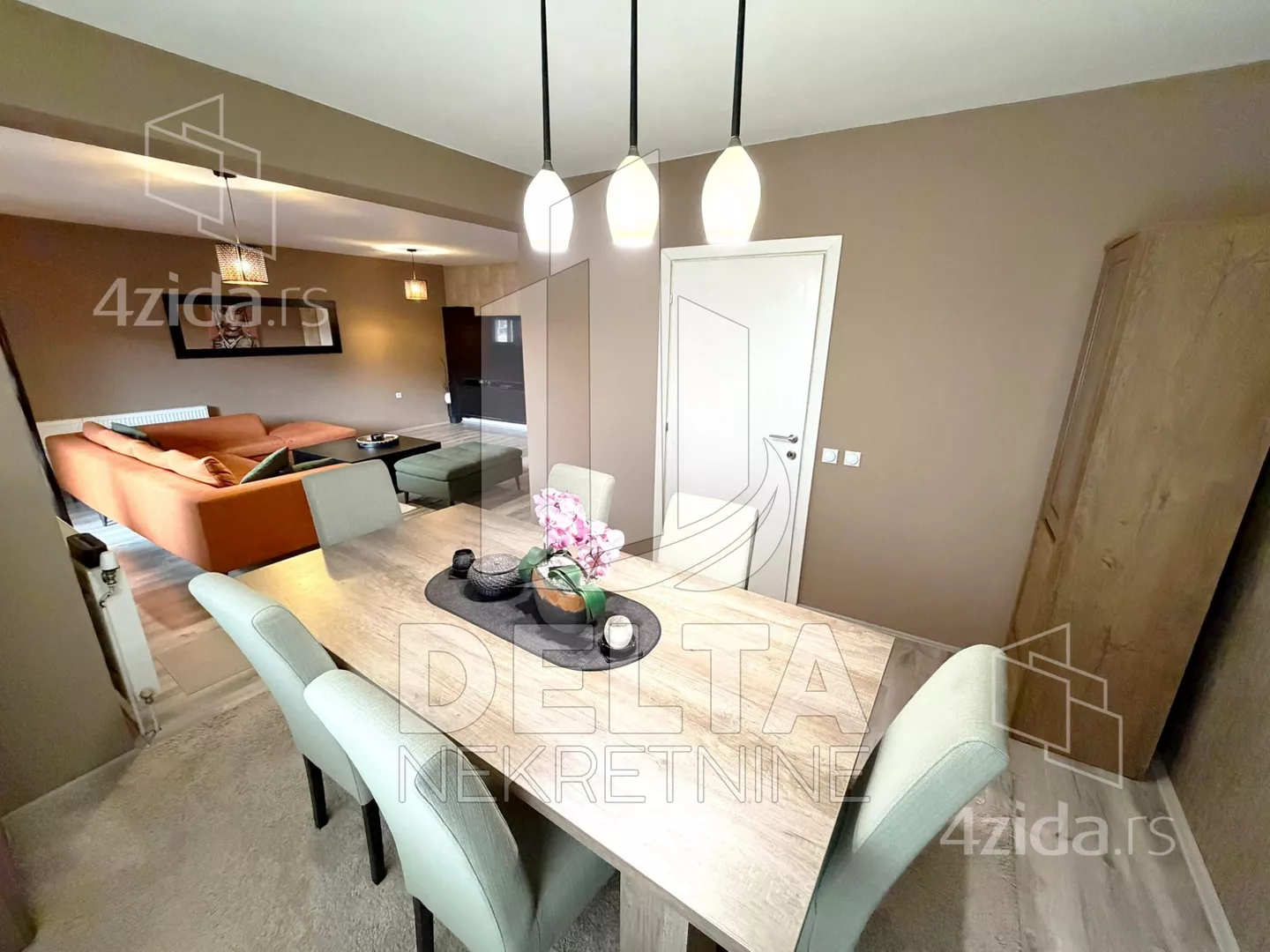 Četvorosoban stan | 4zida