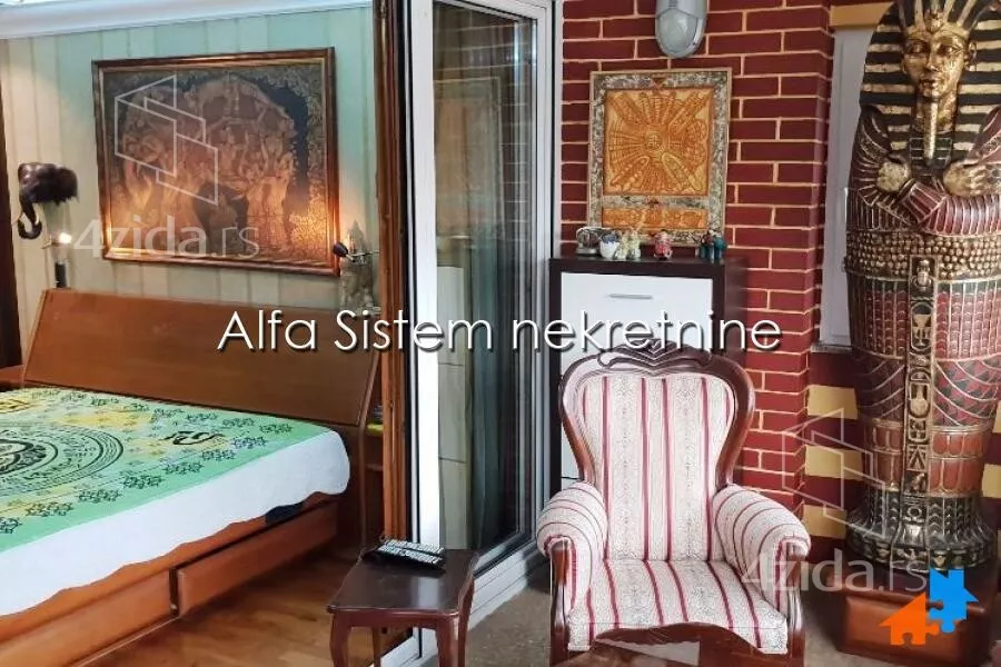 Petosoban stan | 4zida