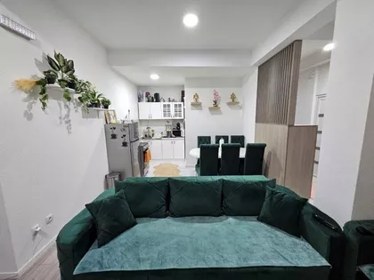 Izeta Čavića | 4zida.rs