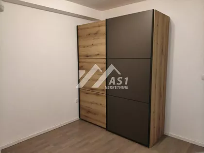 Jesenjinova | 4zida.rs