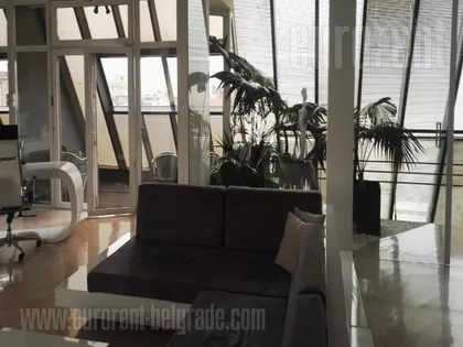 KNEZ MIHAILOVA | 4zida.rs