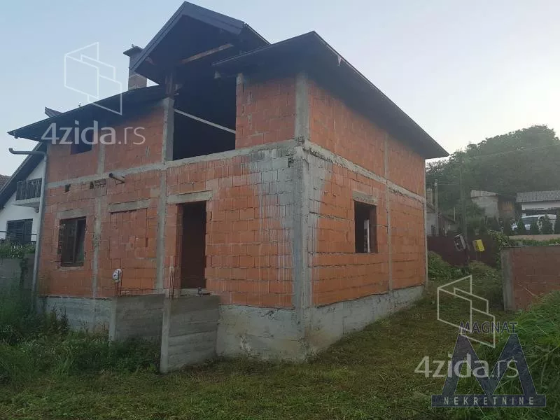 Kuća | 4zida