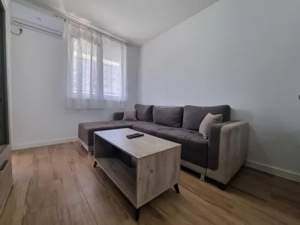 Lajoša Joa | 4zida.rs