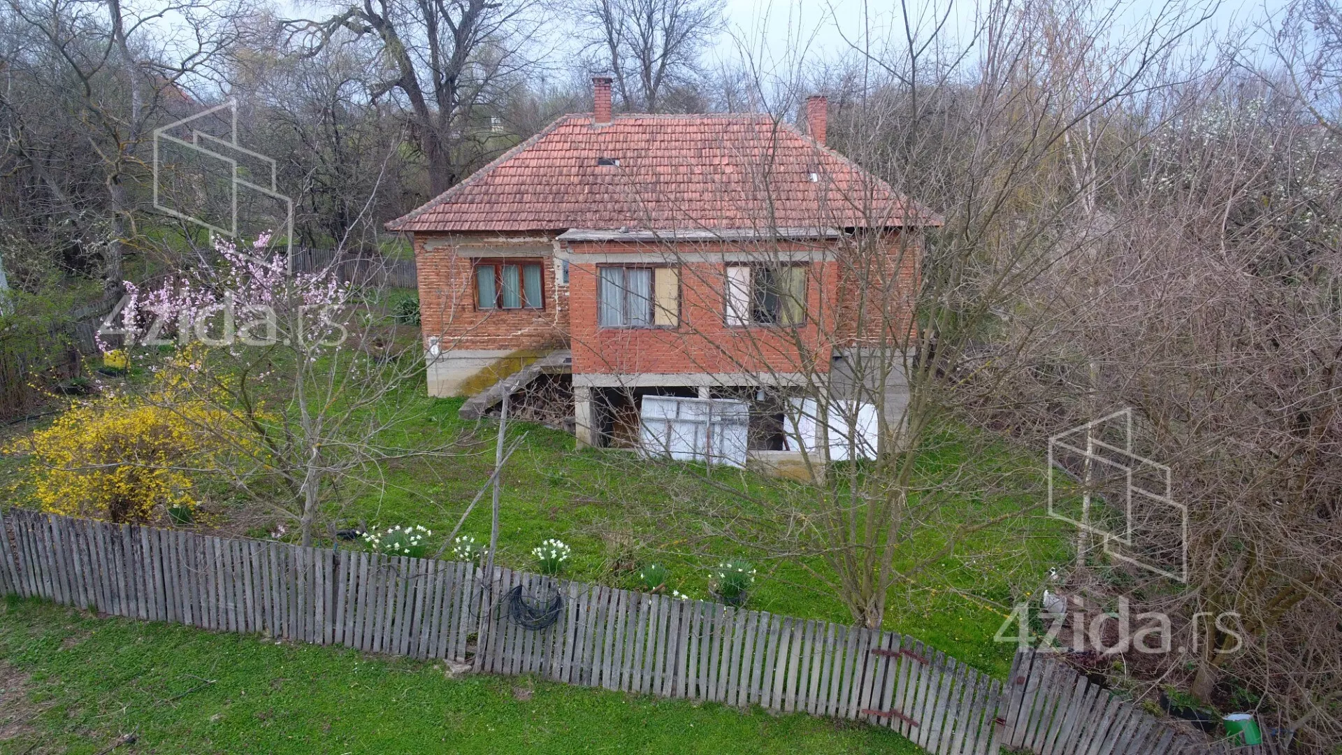 Građevinsko zemljište | 4zida