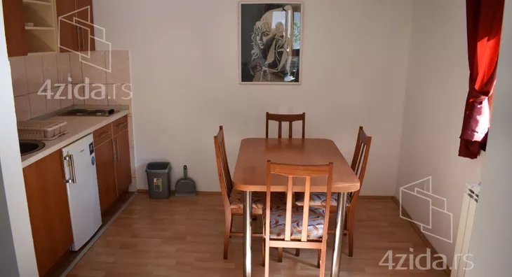 4-etažna kuća | 4zida