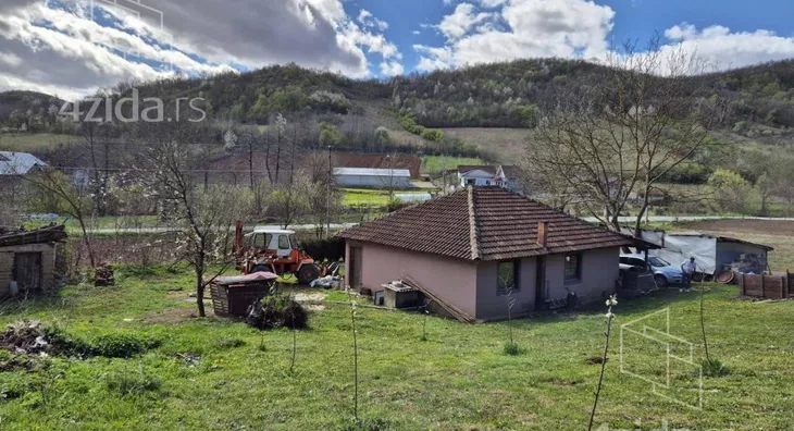 Kuća | 4zida
