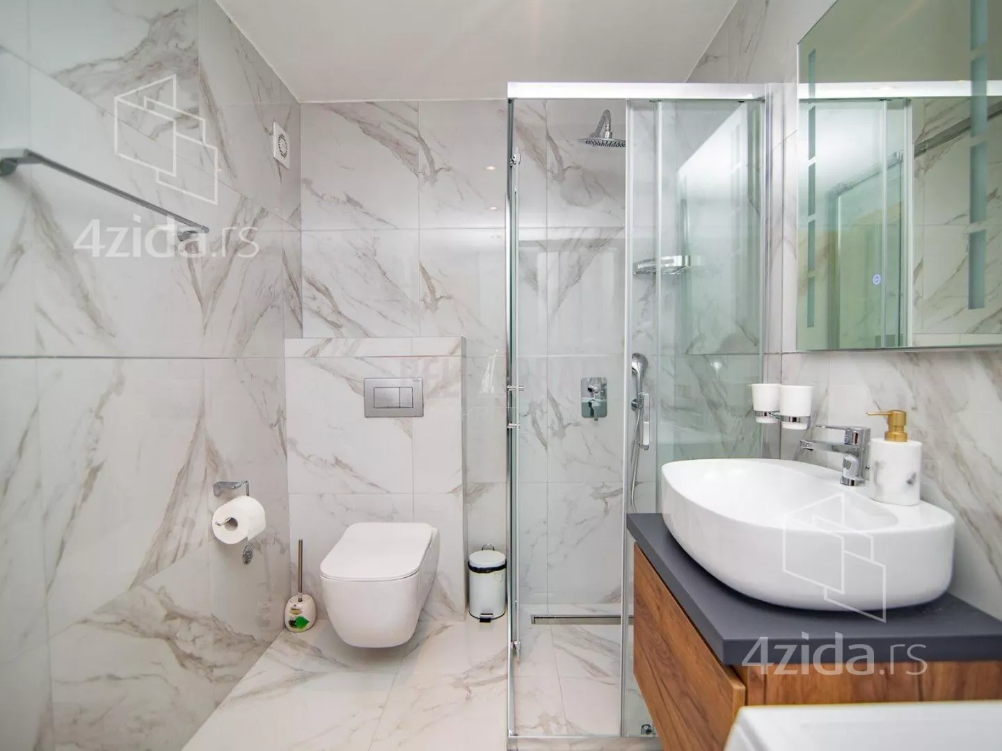 Četvorosoban stan | 4zida