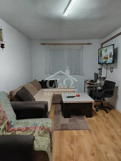 Male Pčelice | 4zida.rs