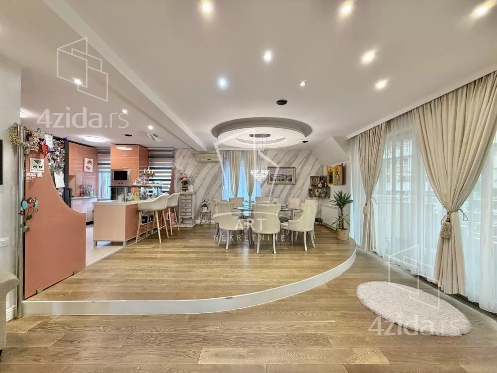 Petosoban stan | 4zida