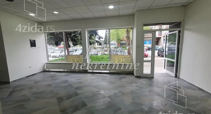 Poslovni prostor | 4zida
