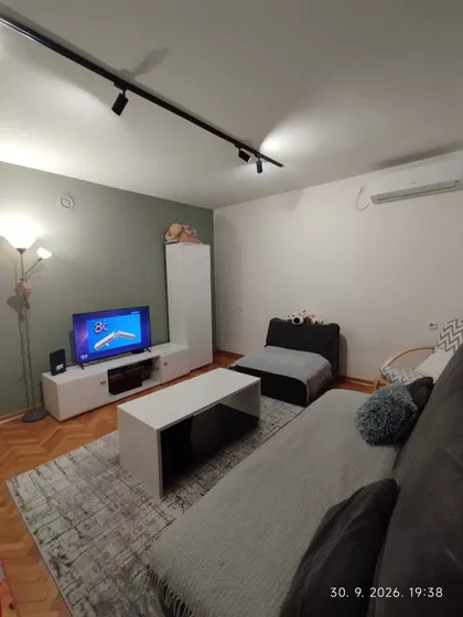 Starca Vujadina 42 | 4zida.rs