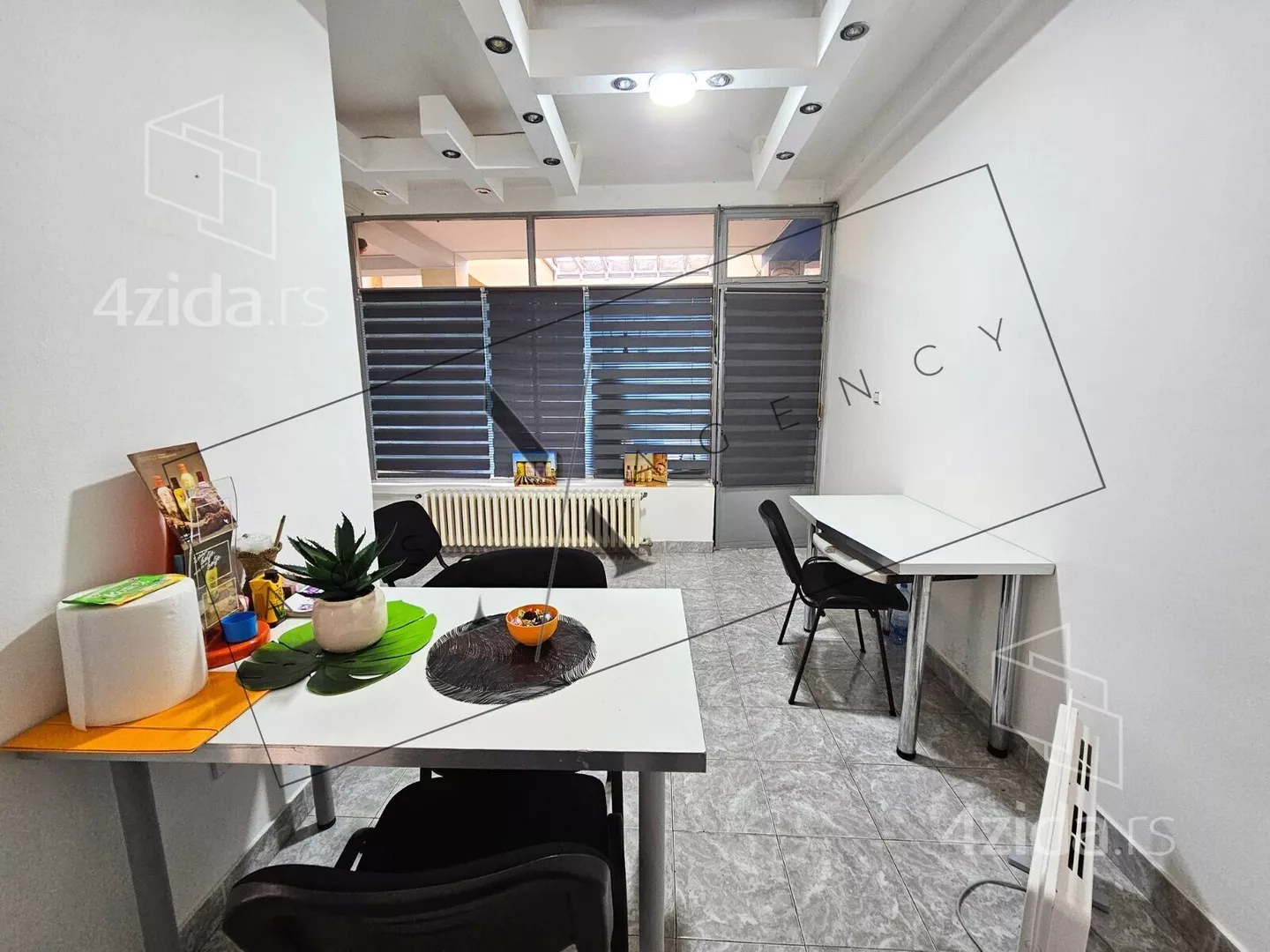 Poslovni prostor | 4zida