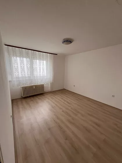 Bajnatska 38 | 4zida.rs