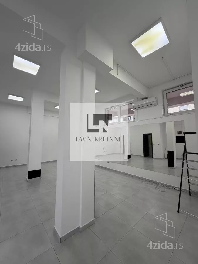Lokal | 4zida