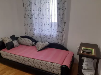 Karađorđeva | 4zida.rs