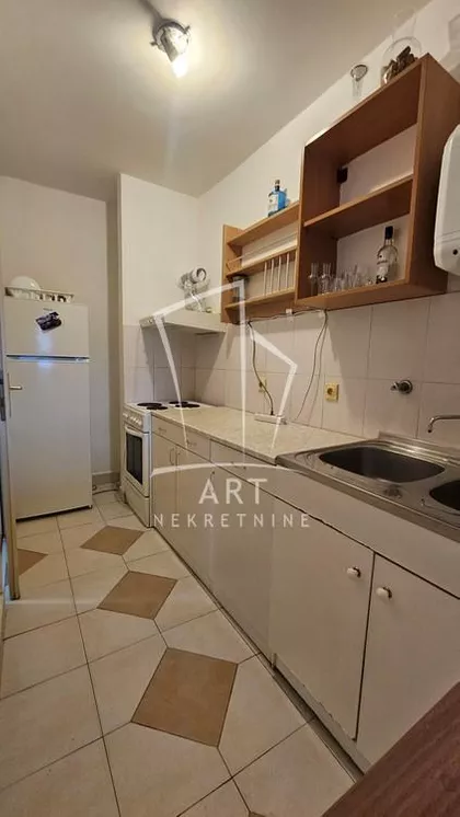 Klare Cetkin | 4zida.rs