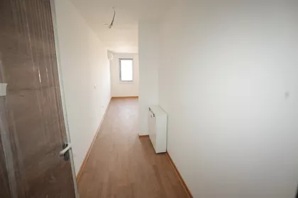 Surčin (mesto) | 4zida.rs