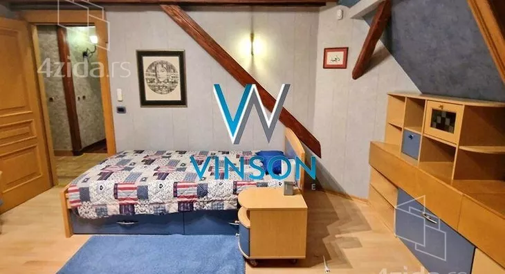 Šestoiposoban stan | 4zida