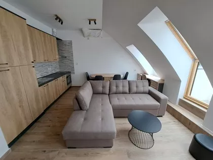 Jirečekova 7a | 4zida.rs