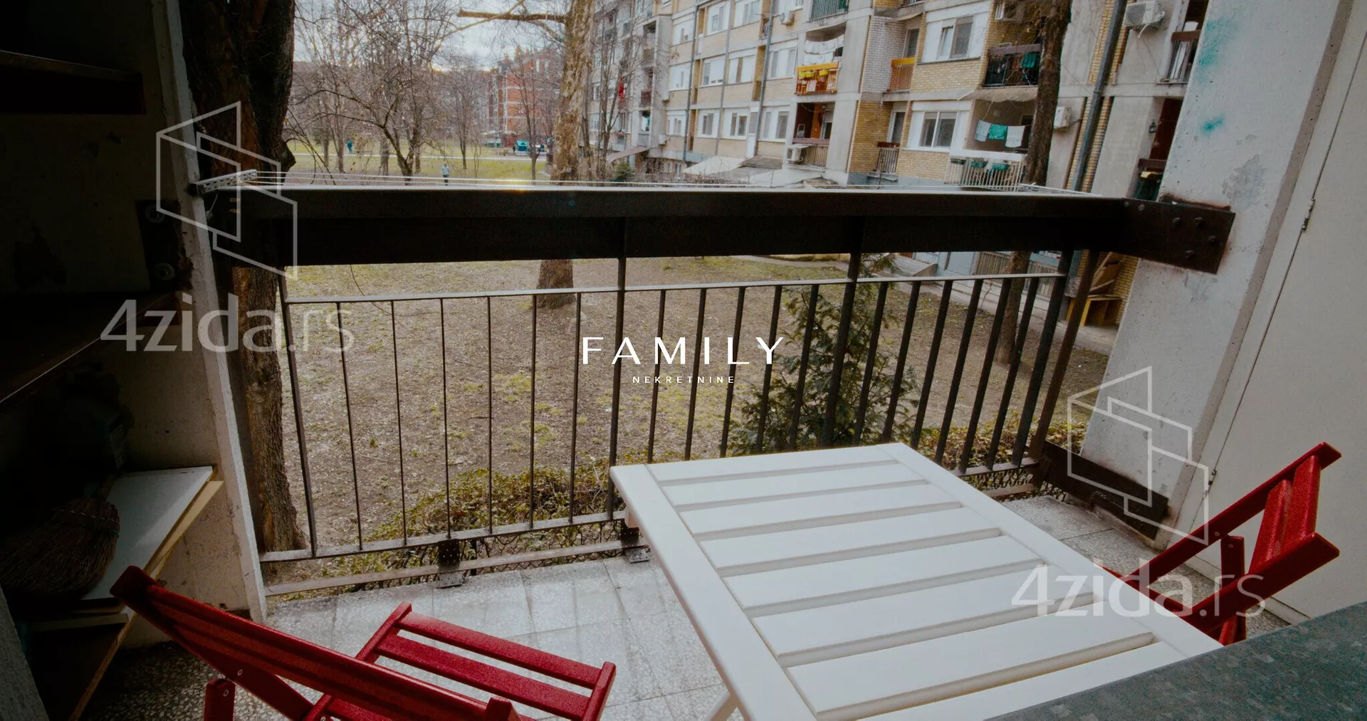 Jednoiposoban stan | 4zida