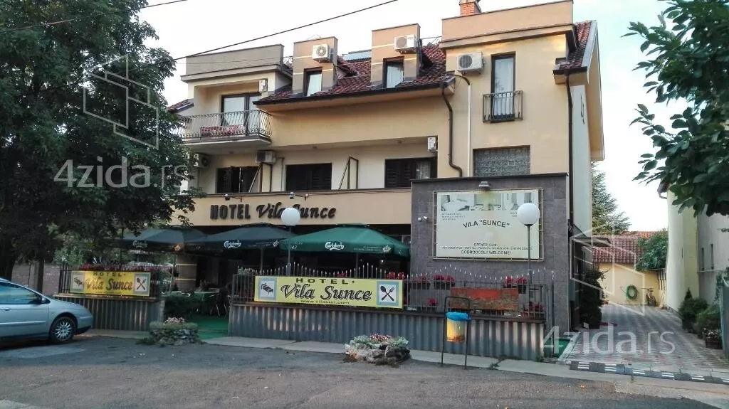 Ugostiteljski objekat | 4zida