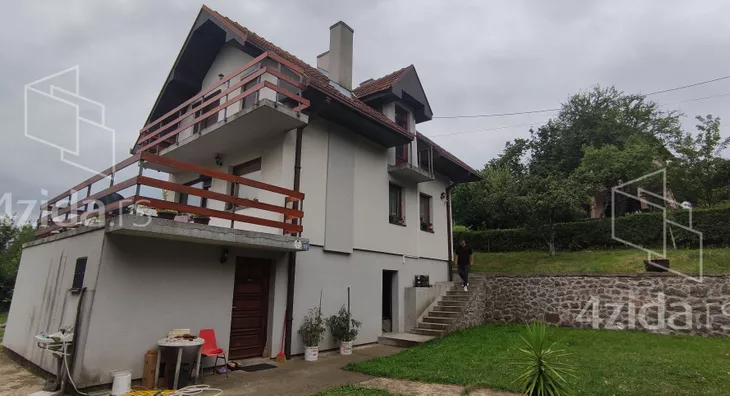 3-etažna kuća | 4zida
