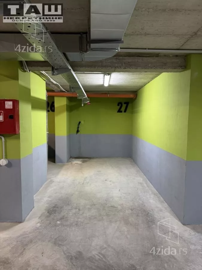 Garaža/Parking | 4zida