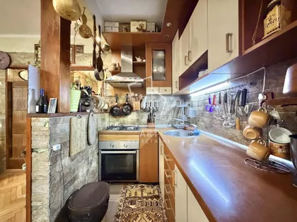 Meštrovićeva | 4zida.rs