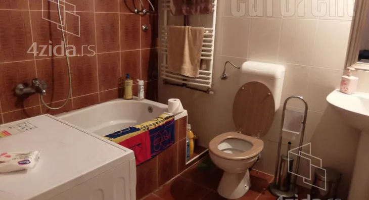 4-etažna kuća | 4zida