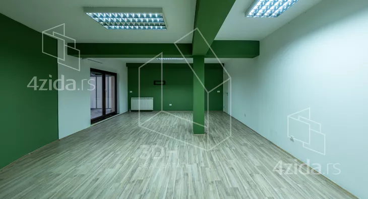 Poslovni prostor | 4zida