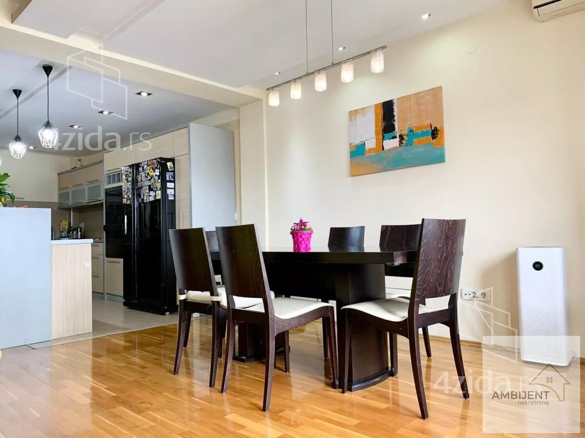 Troiposoban stan | 4zida