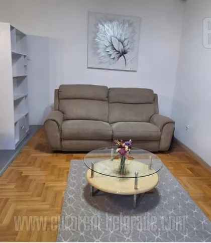 HILANDARSKA OKOLINA | 4zida.rs