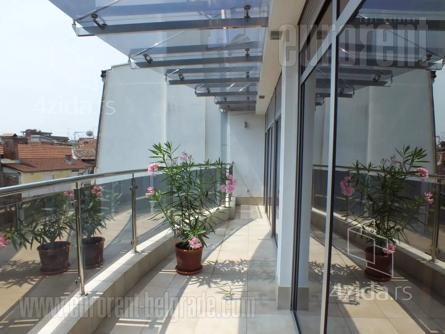 Šestosoban stan | 4zida