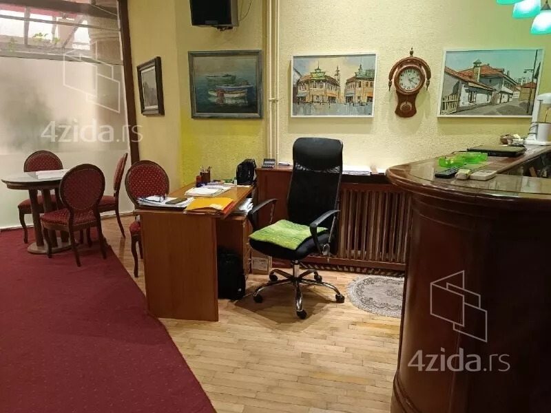 Poslovni prostor | 4zida