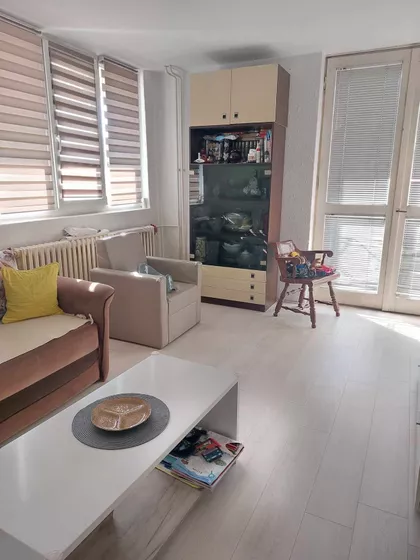 Čolak Antina | 4zida.rs