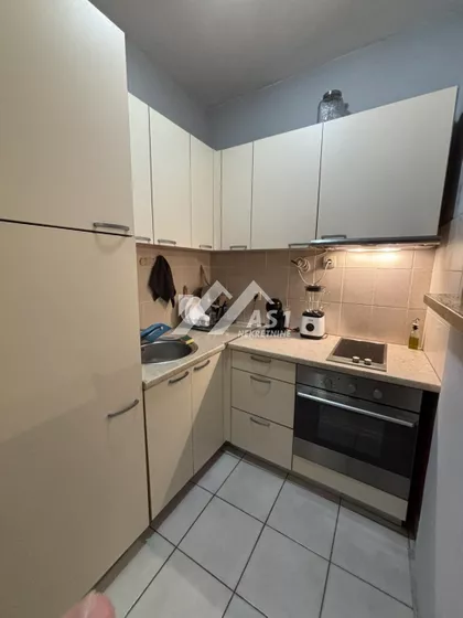 Valentina Vodnika | 4zida.rs